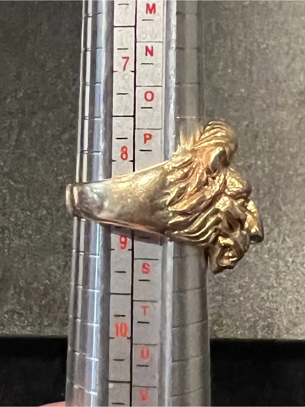 Beautiful Vintage 14K Gold Lion Ring Ruby Accents 14.03 grams  Size 8.5